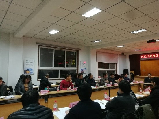 �������ʹ���-׷�󿵽�,����һ������