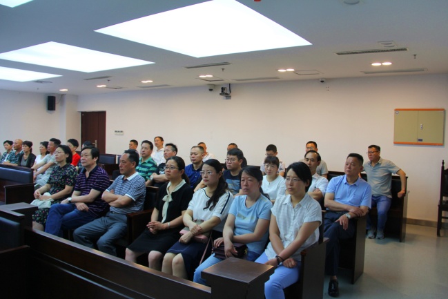 �������ʹ���-׷�󿵽�,����һ������