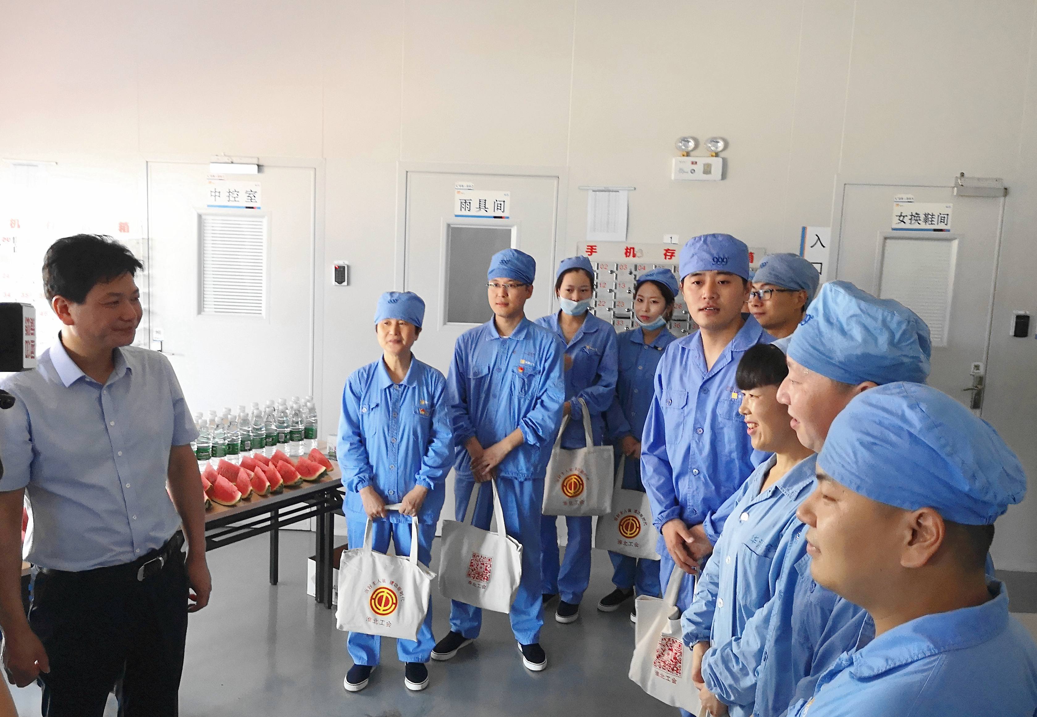 �������ʹ���-׷�󿵽�,����һ������