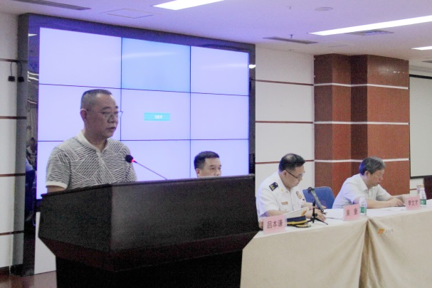 �������ʹ���-׷�󿵽�,����һ������