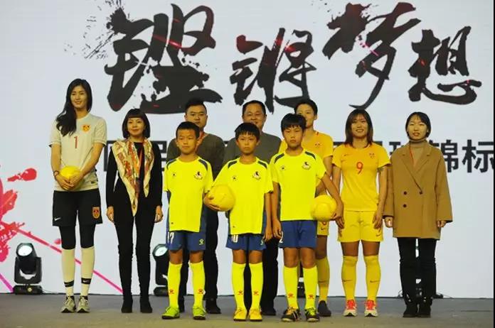 �������ʹ���-׷�󿵽�,����һ������