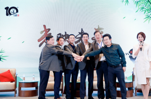 �������ʹ���-׷�󿵽�,����һ������