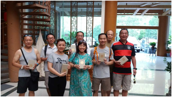 �������ʹ���-׷�󿵽�,����һ������